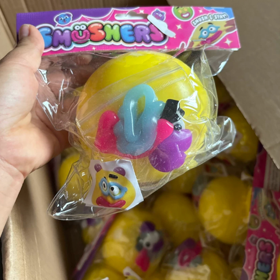 W magazynie 5 stylów Smushers  – Interactive Squeaky Plush Dog Toy recenzja i cena
